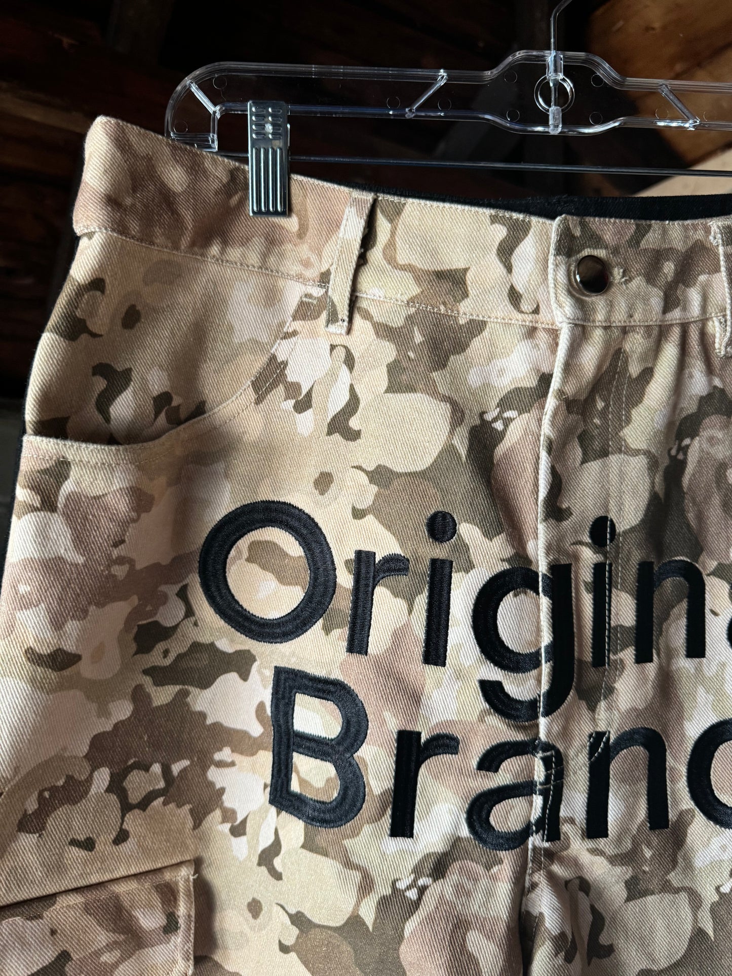 CAMO SHORTS(GO SIZE UP)